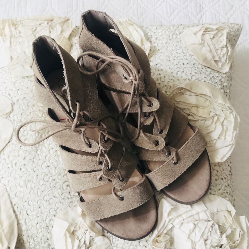 Sole Society Boho Gray Brown Caged Lace Up Stacked Heel Sandals Size 8